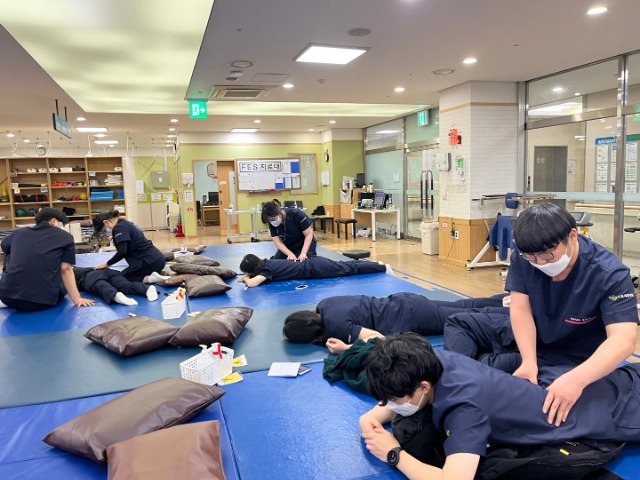 KakaoTalk_20231107_195446710_08.jpg